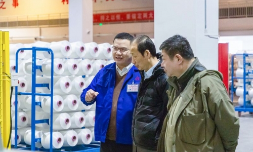中國化學纖維工業(yè)協會會長陳新偉蒞臨桐昆恒陽調研